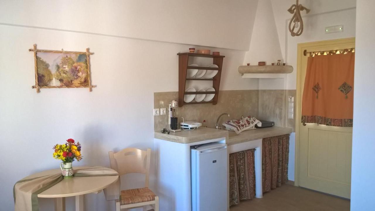 Apartamento Gyrouli 1 Pera Gyalos Exterior foto